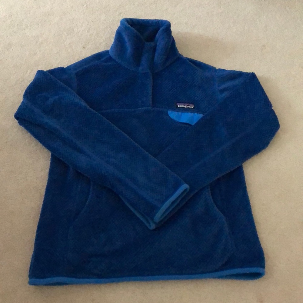 Blue Patagonia Button Up Fleece!!